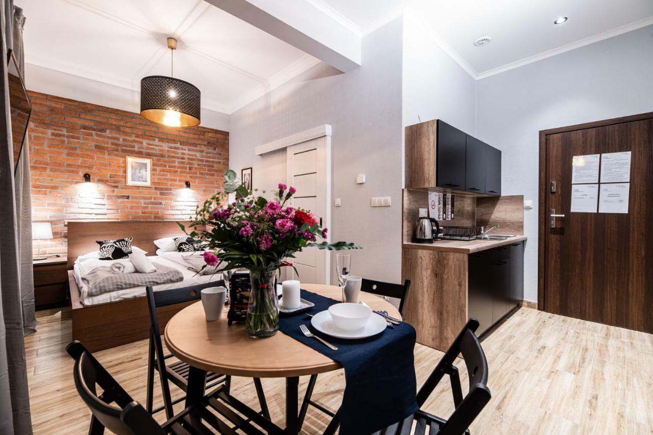 Lubomirskiego 23 Residence - Great Location, 10 Min To Main Square By Foot, Right Next To Main Rail And Bus Station Krakow Luaran gambar
